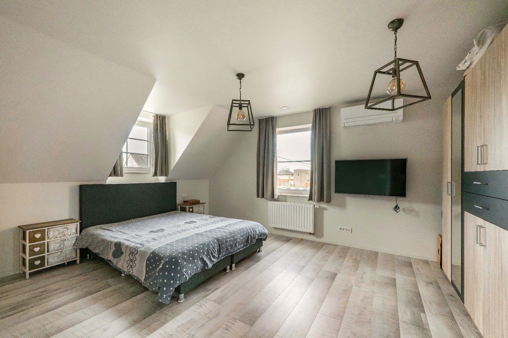 RECENTE (BJ 2020) ENERGIEZUINDIGE HALF OPEN BEBOUWING foto 11