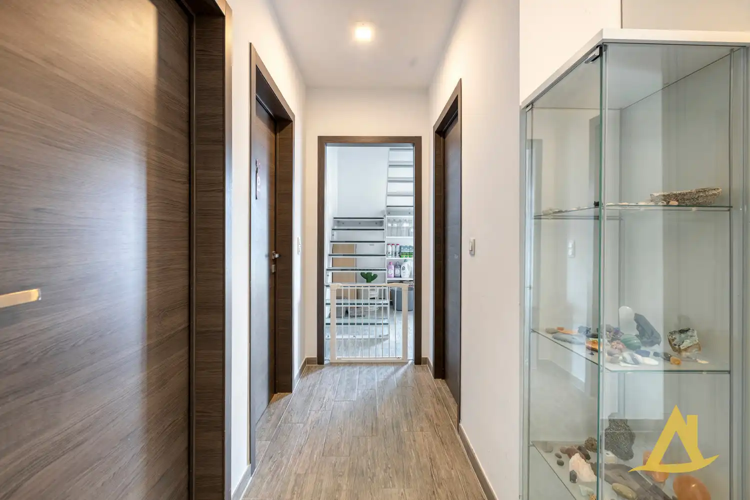 LUXUEUS, ENERGIEZUINIG APPARTEMENT MET 5 SLAAPKAMERS TE SCHAFFEN! foto 4