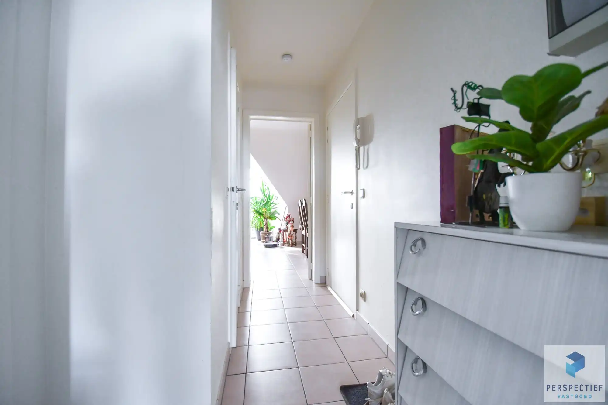 Goed gelegen appartement met 2 slpk - 2 terrassen & autostaanplaats foto 17