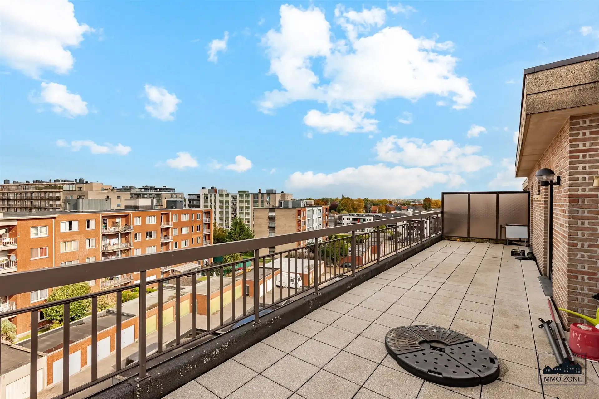 Ruim en lichtrijk appartement met terras in Sint-Niklaas foto 15