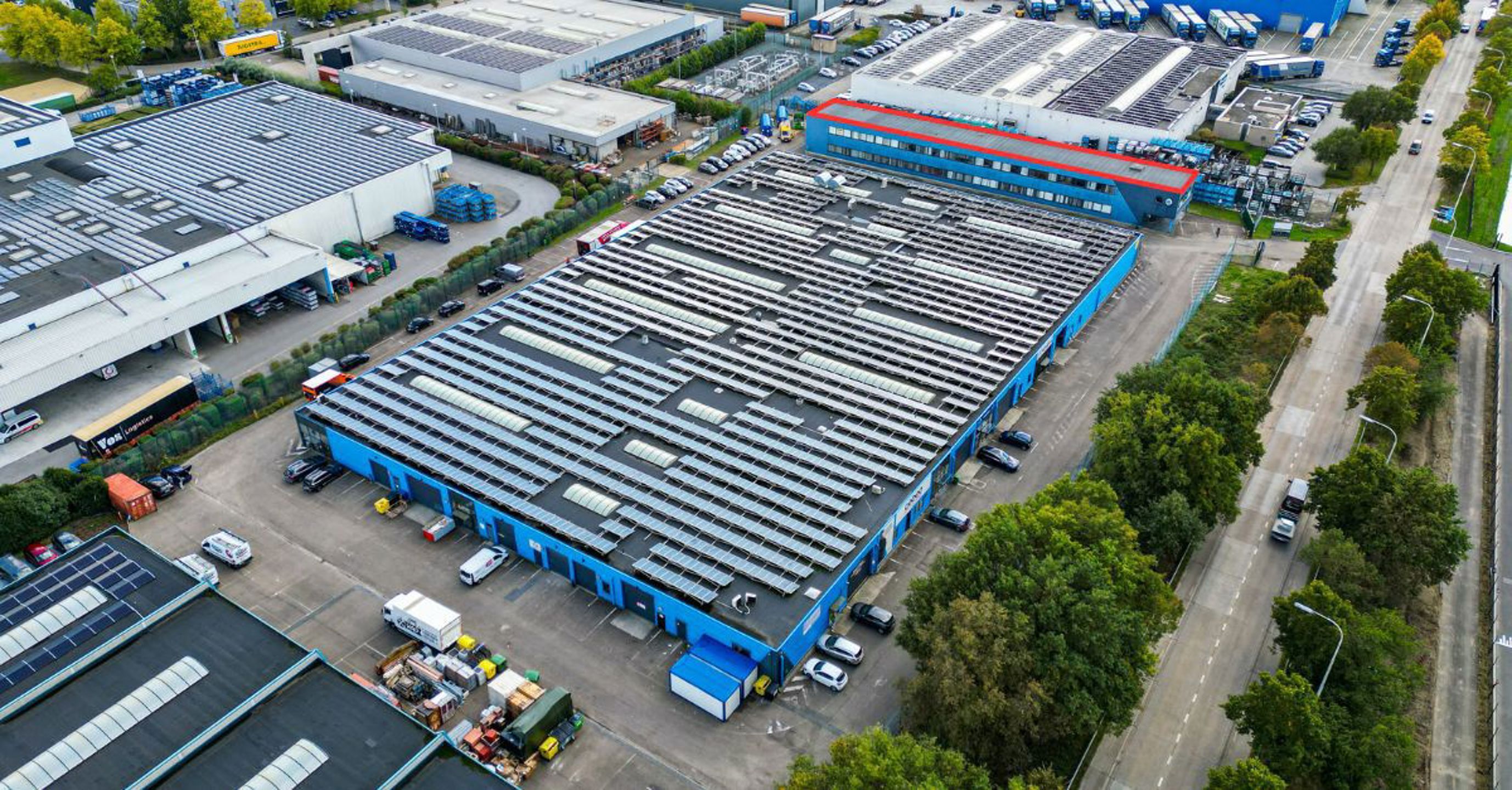 Magazijn te huur foto 10