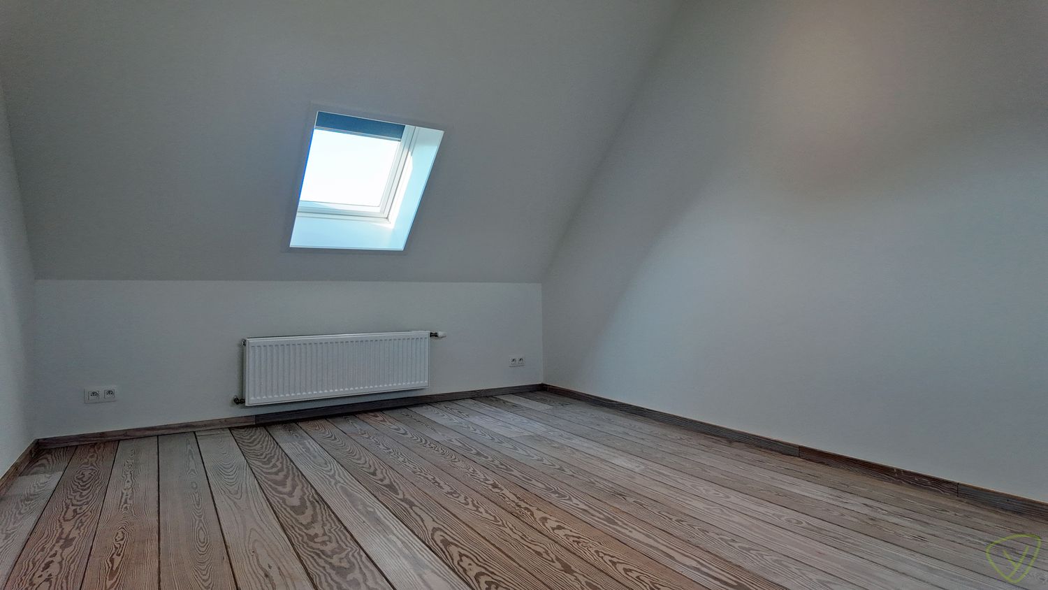 Compleet vernieuwd appartement te huur met garagebox! foto 14