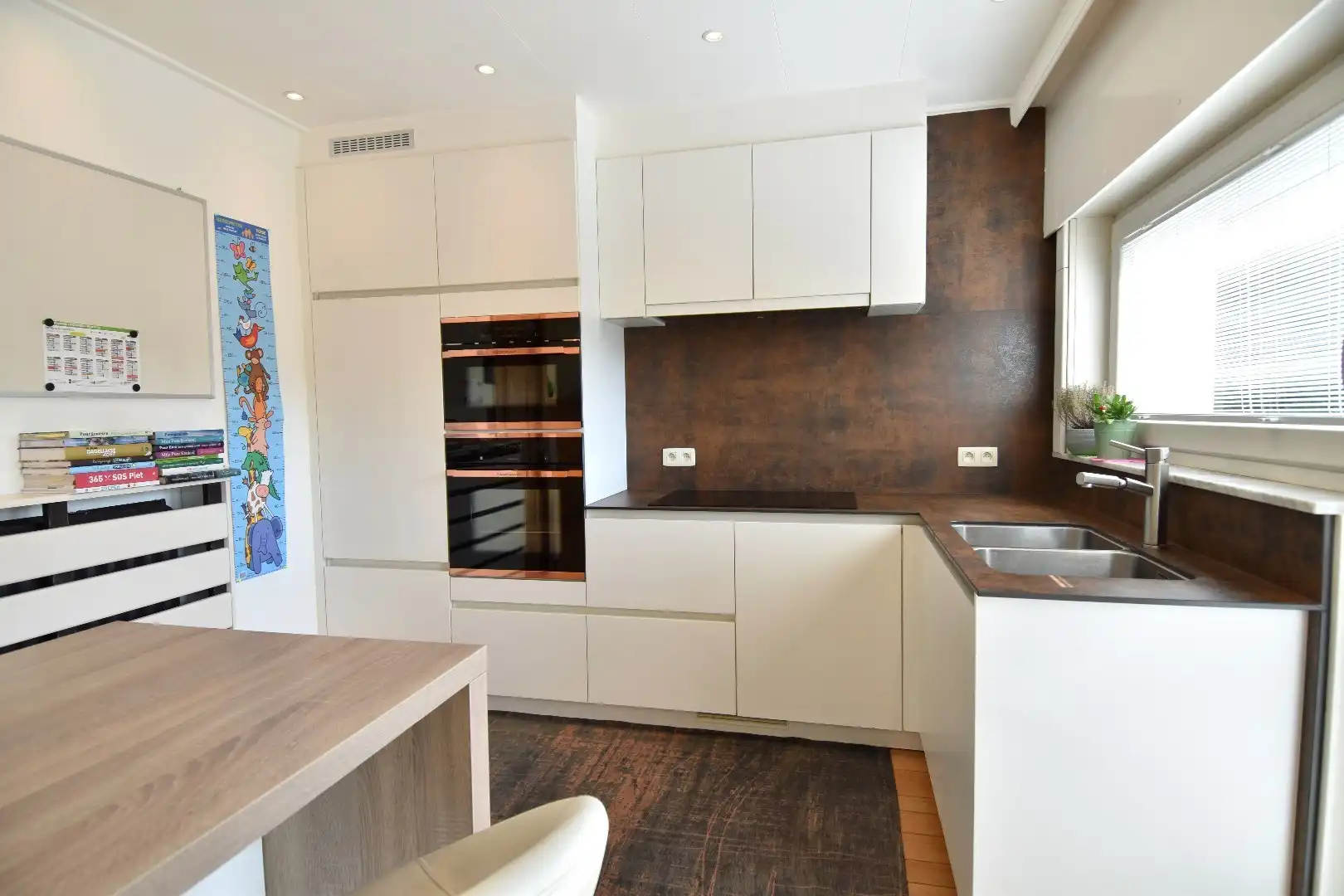 Vrijstaande woning met 3 slaapkamers, garage en tuin te koop in Wevelgem foto 5