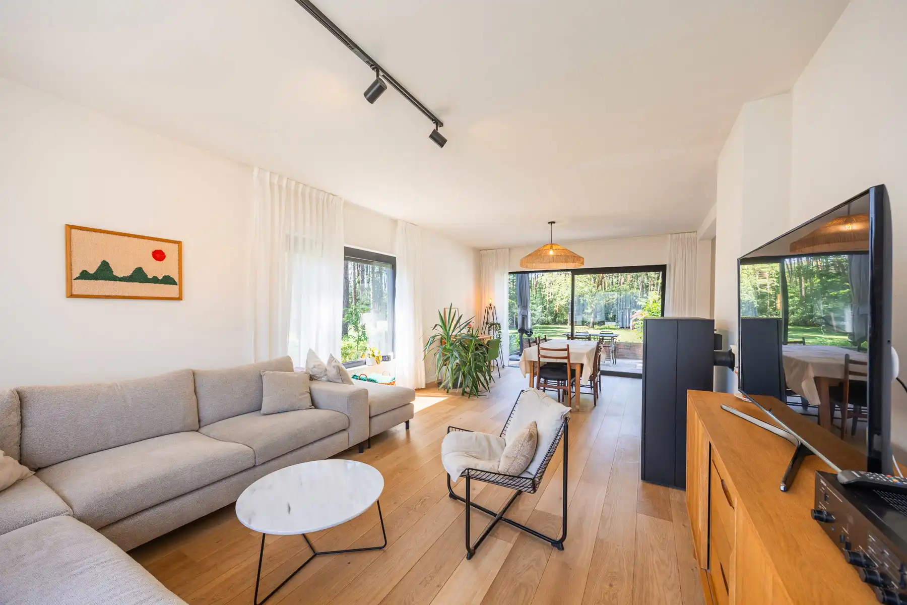 Buitenkans: gerenoveerde topwoning op prachtig perceel van 2.290 m² foto 4