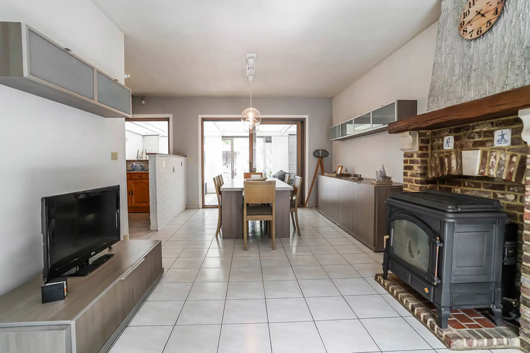 Perfect instapklare rijwoning te Willebroek foto 7
