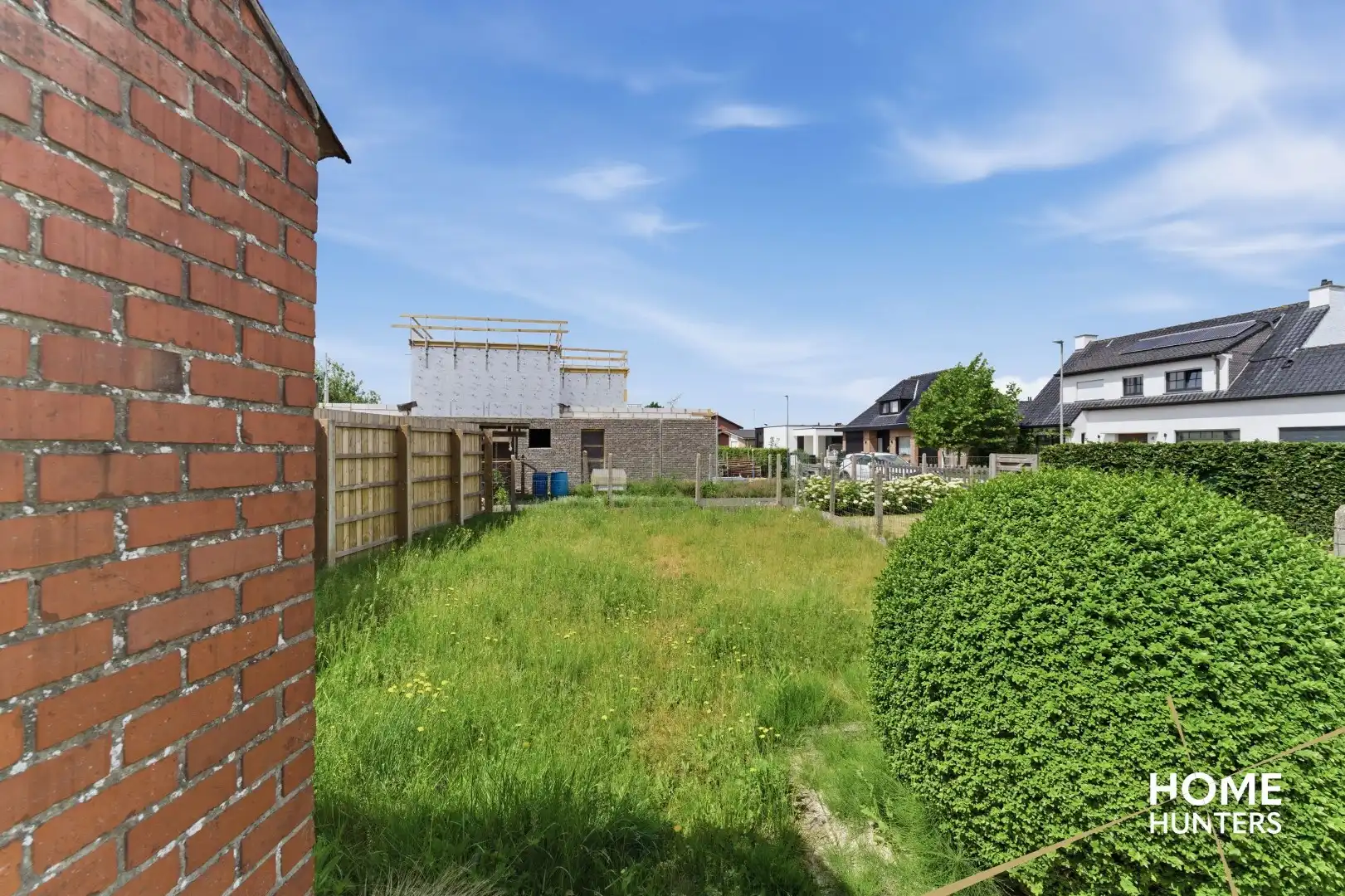 Charmante gezinswoning met zonnige tuin op toplocatie in Ieper foto 10