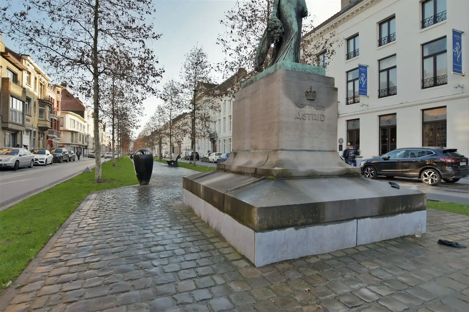 Stijlvol appartement met prachtig uitzicht op het Keizersplein hartje Aalst foto 21