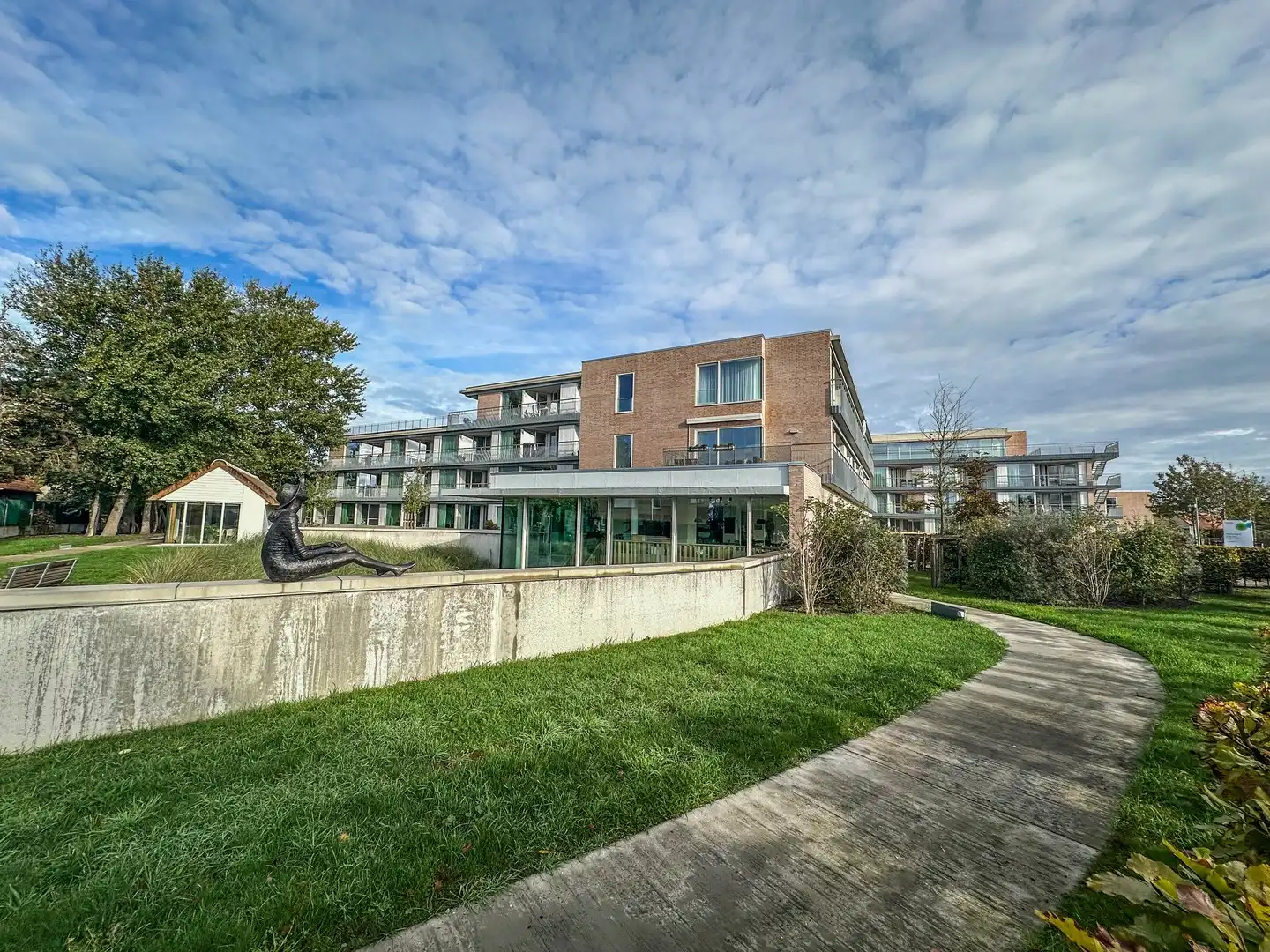 Welgelegen nieuwbouw assistentiewoning in hartje Oostduinkerke-dorp. foto 10