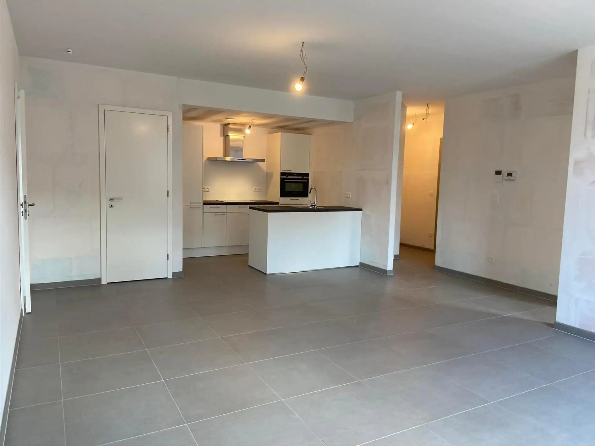 Nieuwbouw appartement met 2 slaapkamers en autostaanplaats te OLV Olen ! foto 2