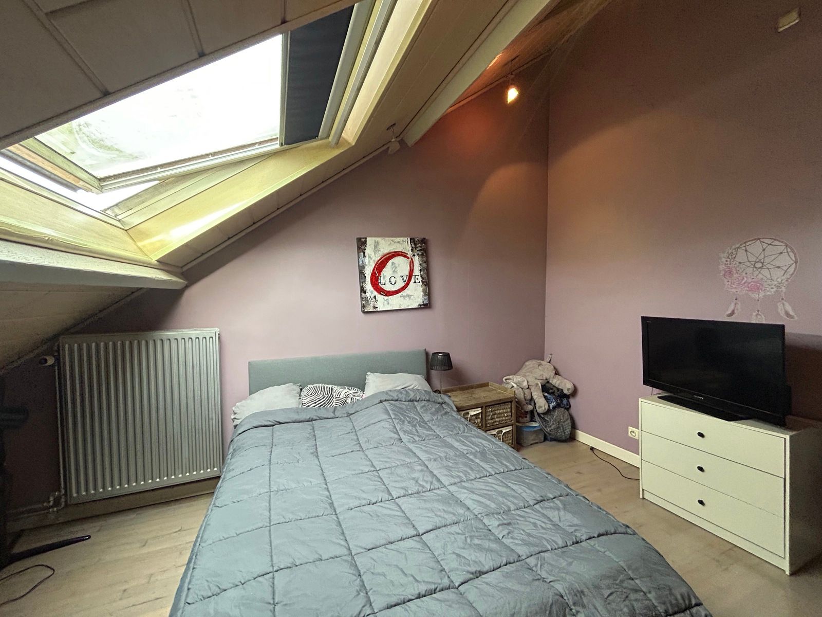 Op te frissen/ te renoveren woning nabij verbindingswegen foto 9