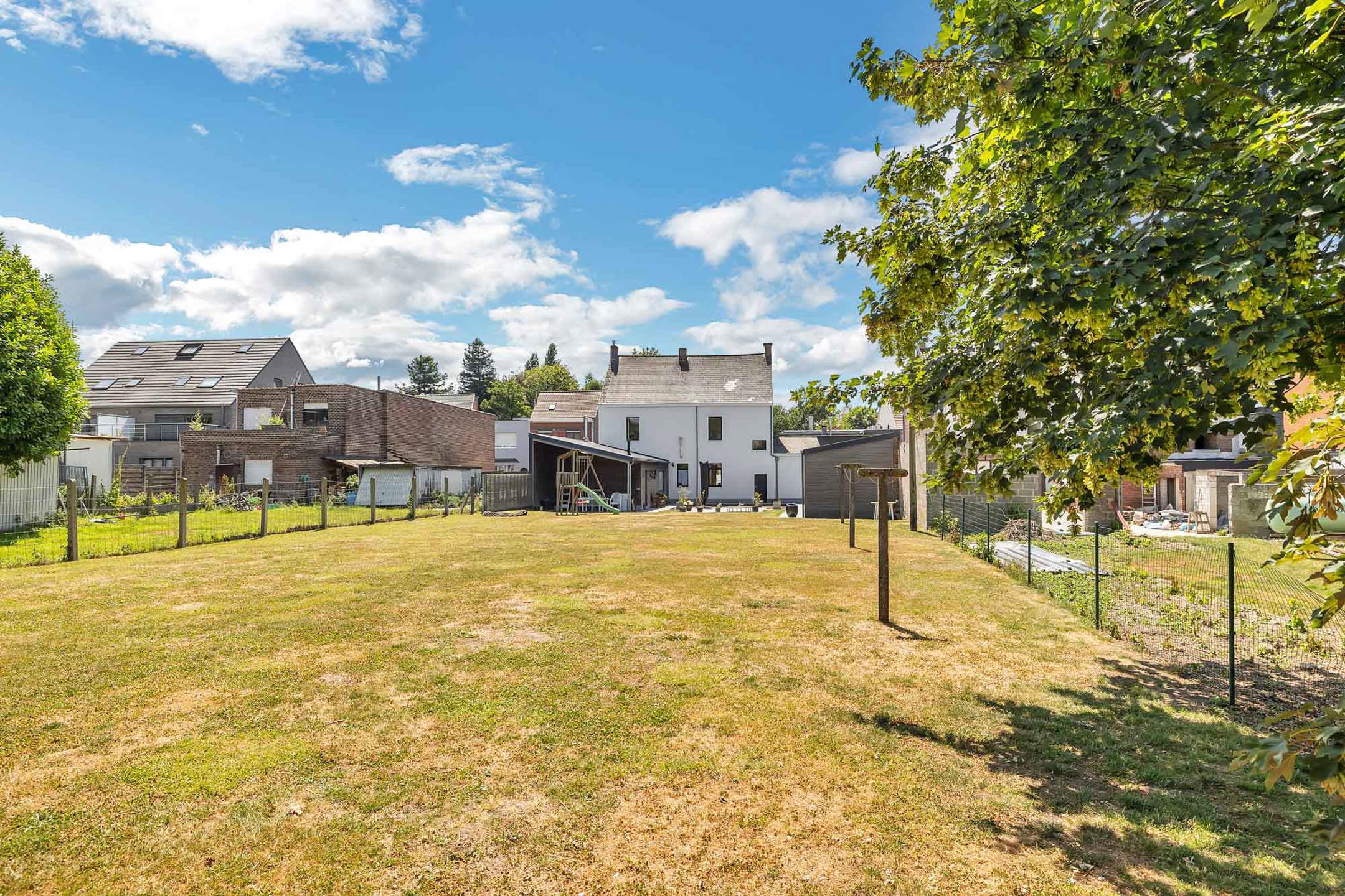 Woonhuis met 5 slaapkamers foto 26