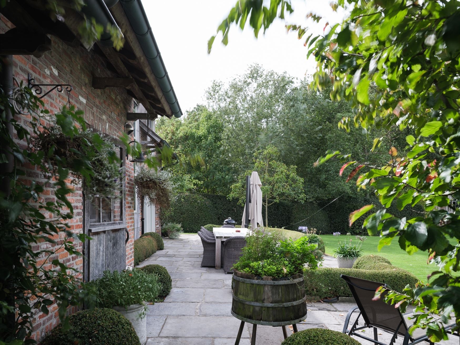 Authentieke charme en duurzame kwaliteit te Lievegem. foto 6