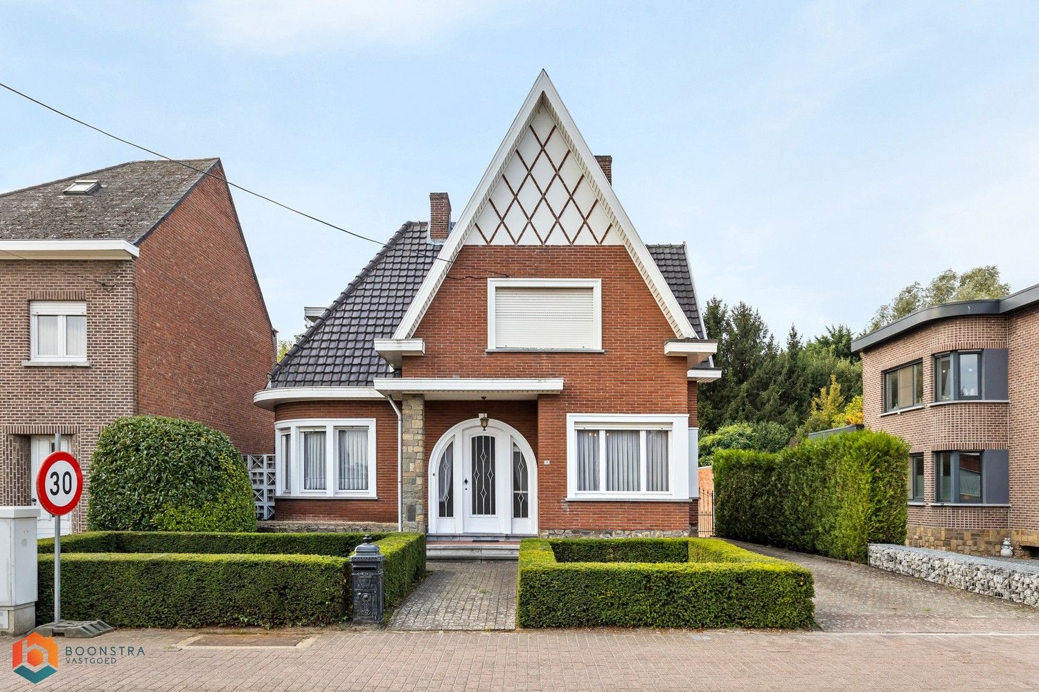 Woning met 3 Slpkrs en leuke tuin op een uitstekende locatie te Heist-op-den-Berg foto 2