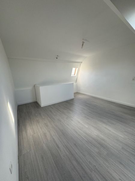 TE KOOP |  INSTAPKLARE WONING IN TOPSTAAT foto 12