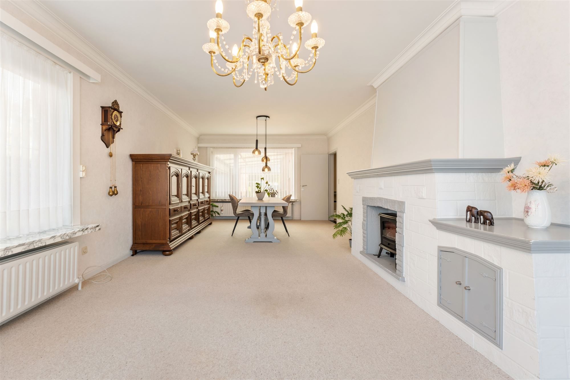 GERENOVEERDE, INSTAPKLARE EN PERFECT ONDERHOUDEN WONING  foto 3