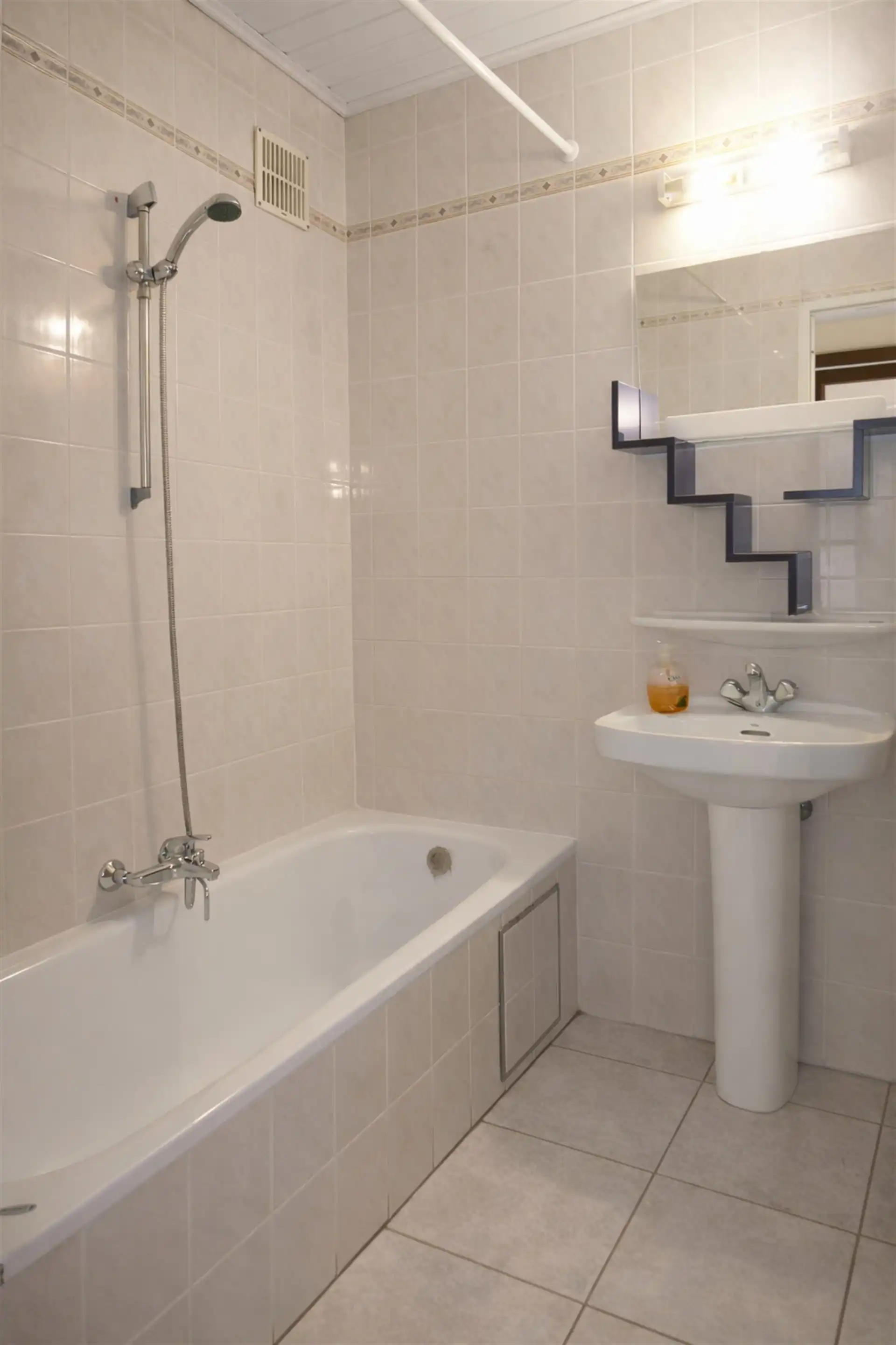 Charmant appartement in hartje Antwerpen! foto 6