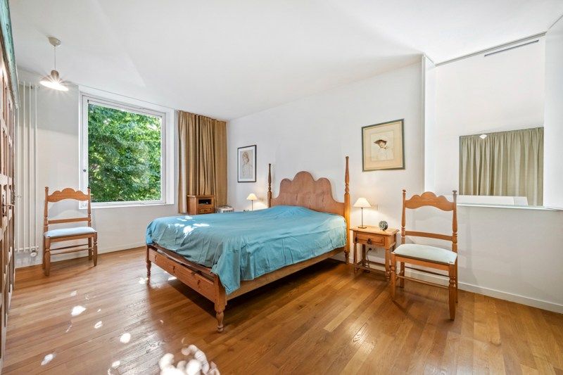 Instapklare architecturale woning met prachtige tuin en uitstekende ligging foto 18