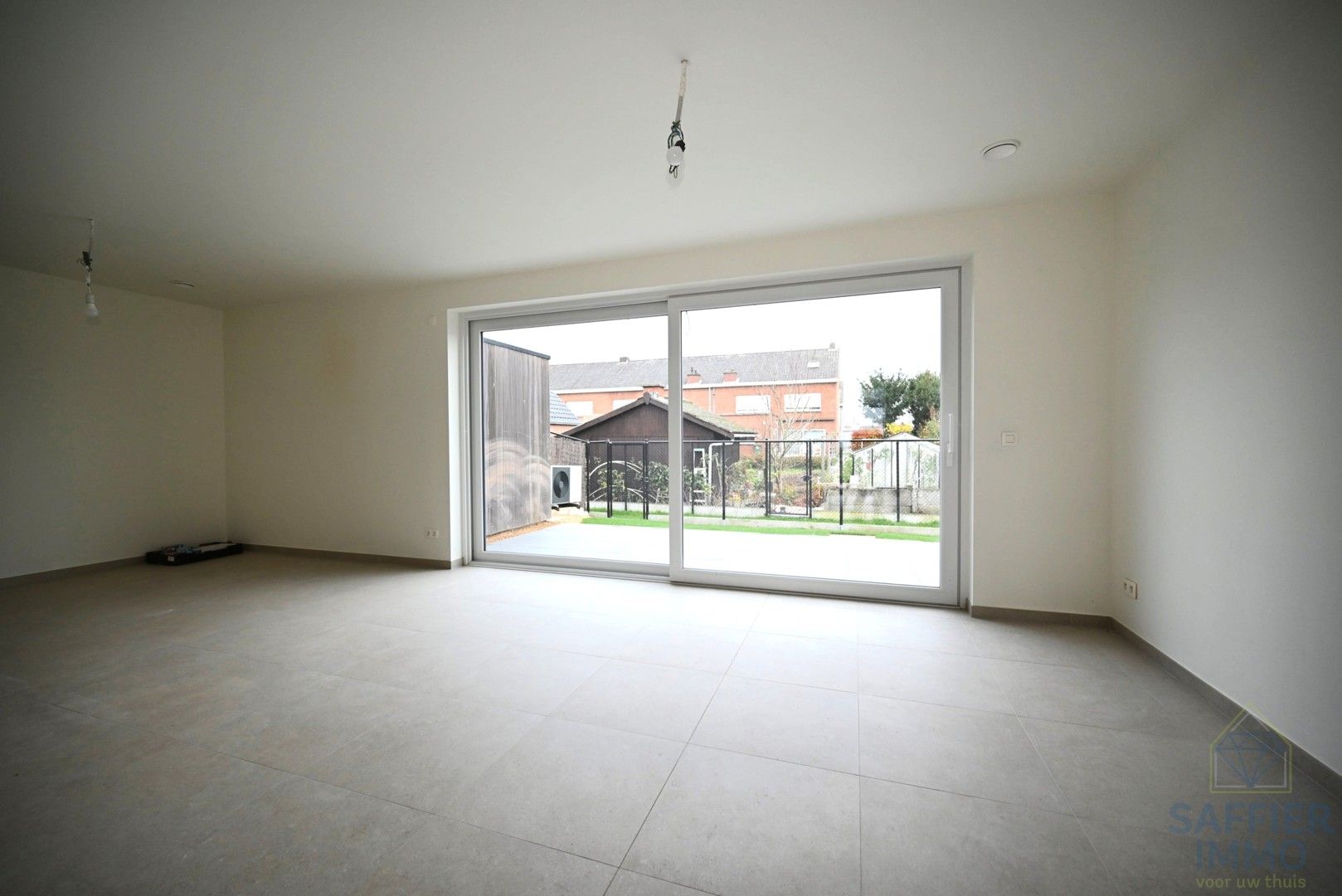 Nieuwbouwwoning te huur in het centrum van Wevelgem foto 12