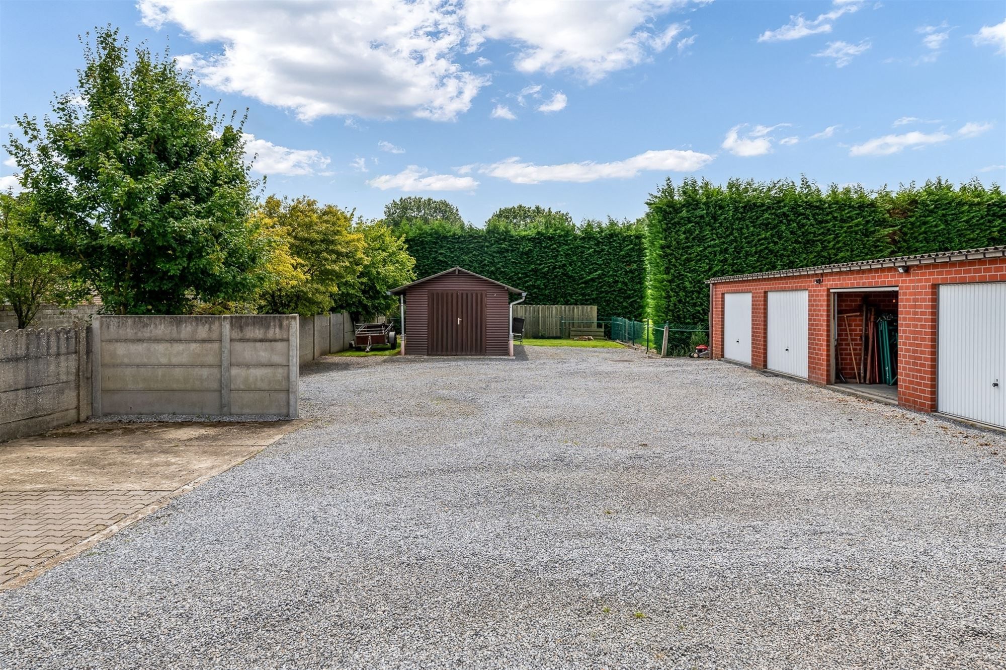 RUIM APPARTEMENT (92M²) MET 2 SLAAPKAMERS EN BIJHORENDE GARAGE IN DE NABIJHEID VAN LEOPOLDSBURG CENTRUM foto 14