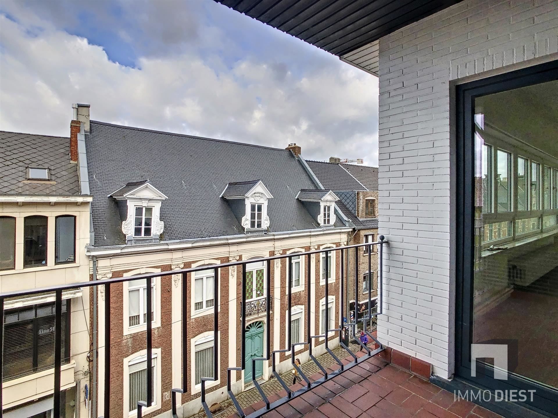 Zeer ruim appartement in het centrum van Diest foto 28