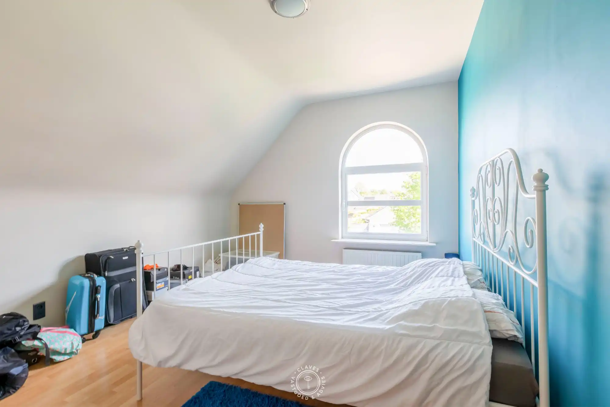 Rustig gelegen villa met prachtige tuin foto 18