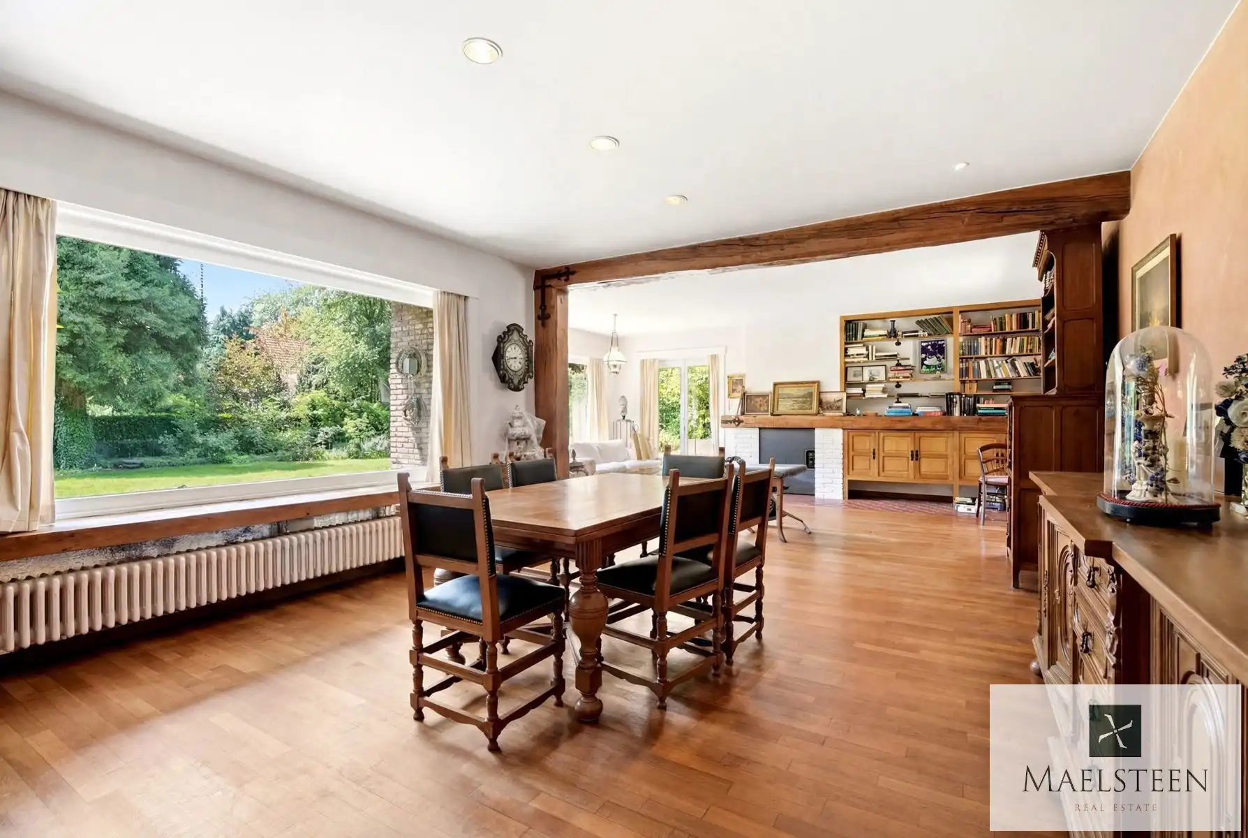 Villa op zeer gegeerde ligging te Sint-Andries (1.710 m²) foto 12