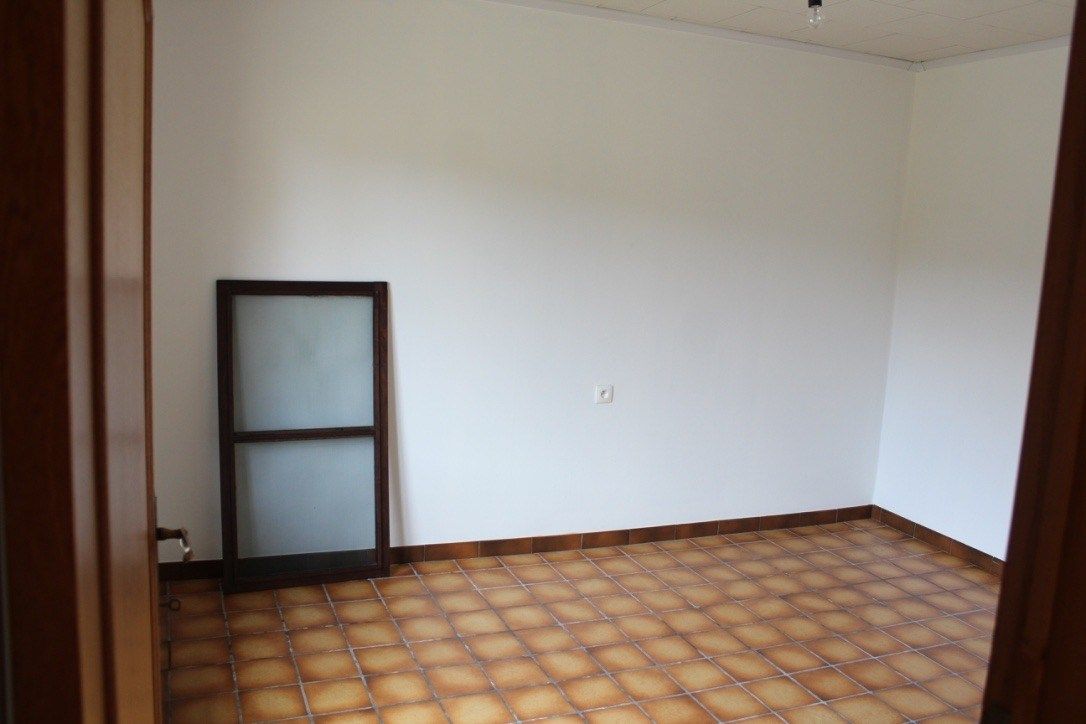 Woning 3 slpk + bureau met mooie tuin en garage foto 7