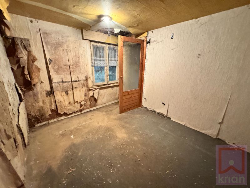 Te renoveren woning/bouwgrond op 342m². foto 8