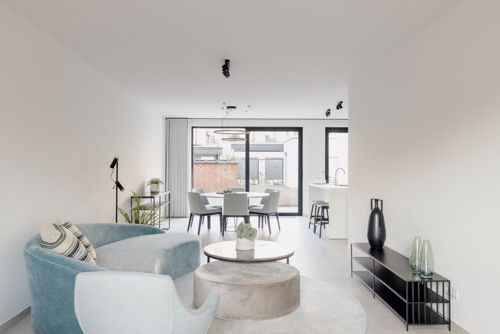 Nieuwbouw woningen in hartje Harelbeke, overal dichtbij  foto {{pictureIndex}}