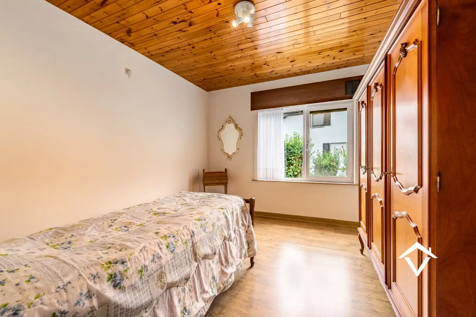 Ruime alleenstaande woning met 3 slaapkamers en garage te Koekelare foto 21