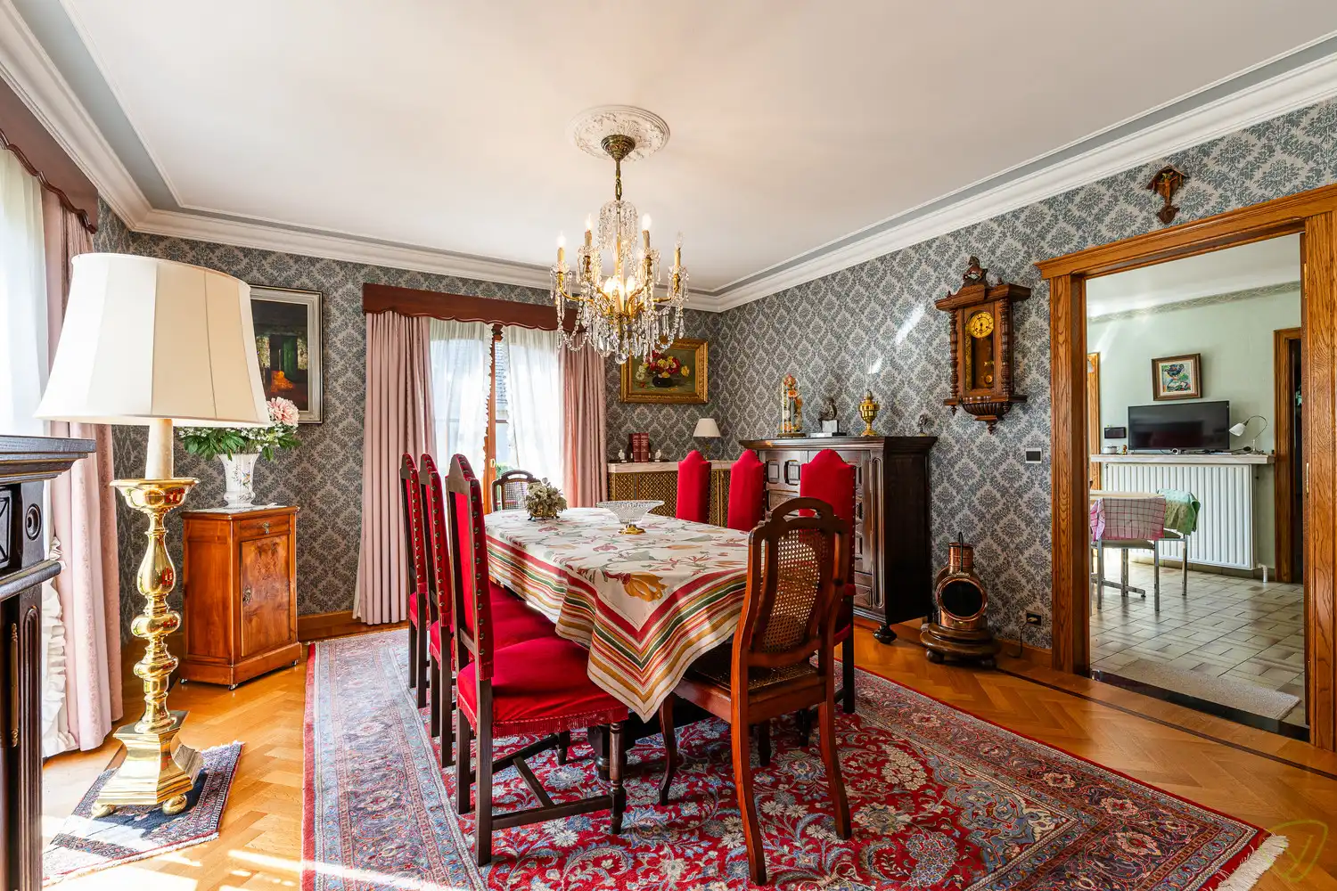 Prachtige en residentieel gelegen villa te Eeklo. foto 4