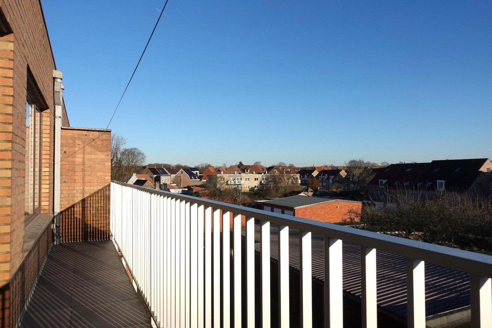 Uitstekend gelegen appartement met 3 slaapkamers foto 4