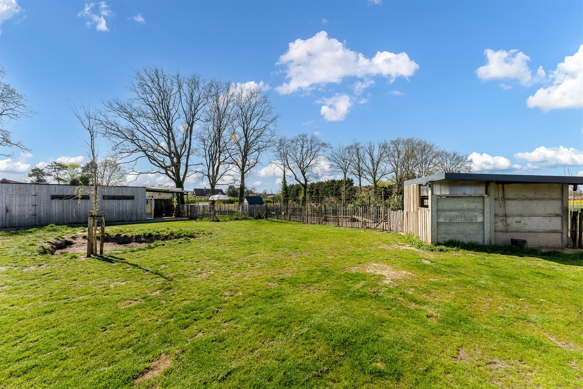 FANTASTISCH GELEGEN, DEELS GERENOVEERDEWONING OP 1817M2! foto 30
