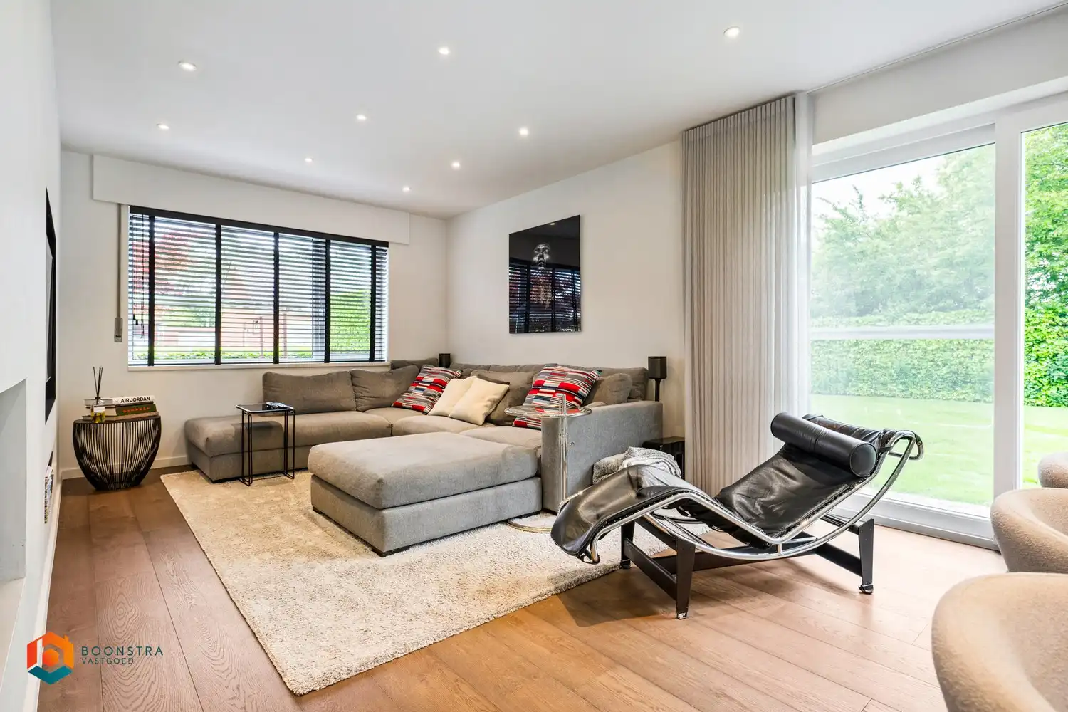Instapklare woning met 3 slpkrs, garage en tuin te Keerbergen foto 2