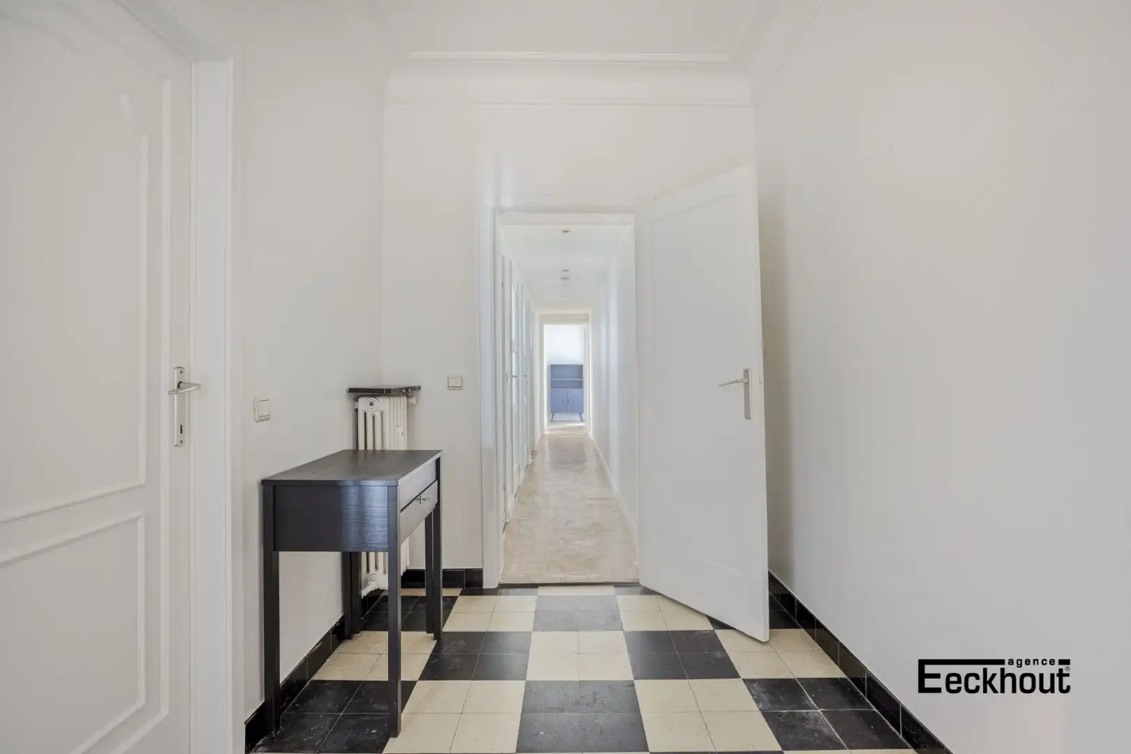 Zeer ruim & lichtrijk appartement in het centrum van Oostende! foto 7