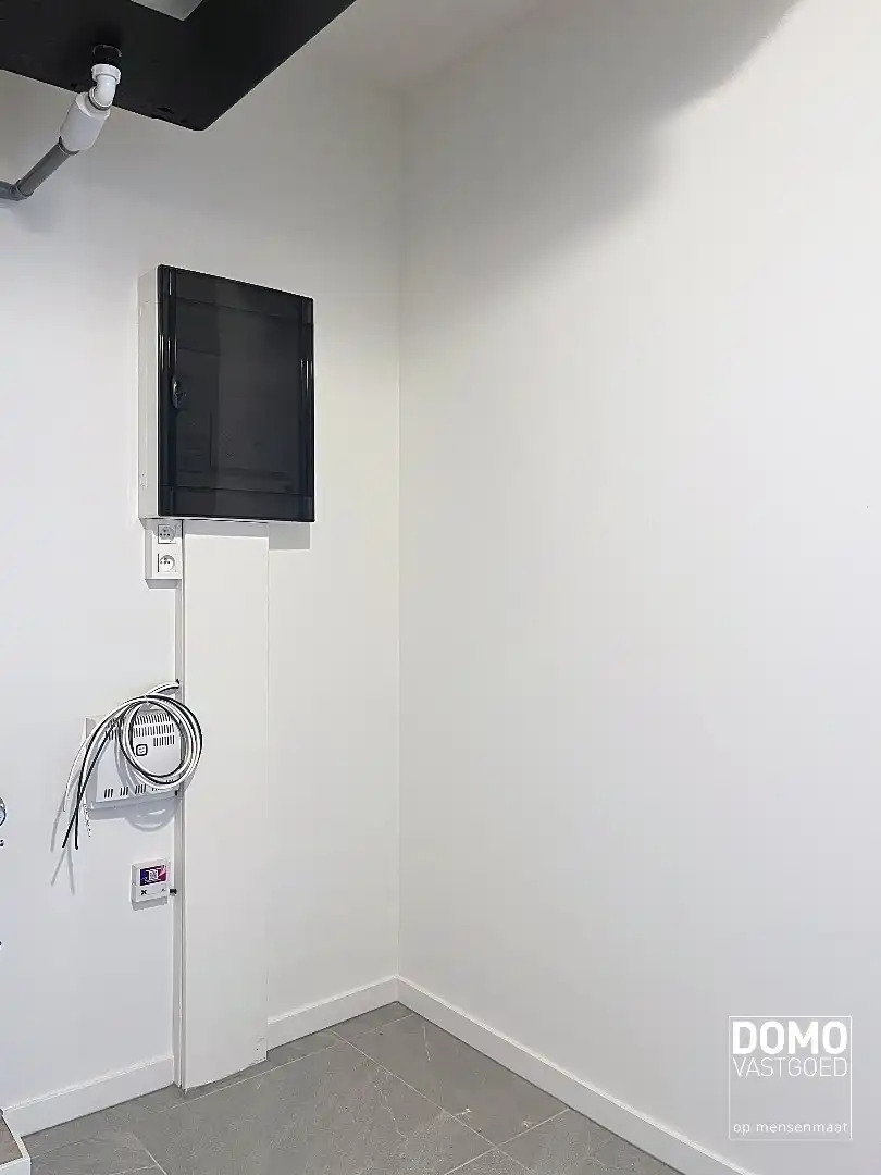 PRACHTIG APPARTEMENT MET ZONNIG TERRAS, 2 SLAAPKAMERS EN GARAGEBOX TE HUUR IN HET CENTRUM VAN HASSELT foto 18