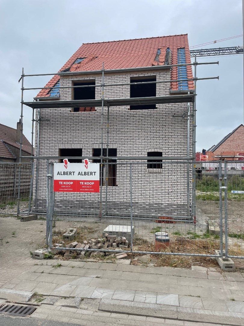 Nieuwbouw afgewerkte woning te Jabbeke foto 1