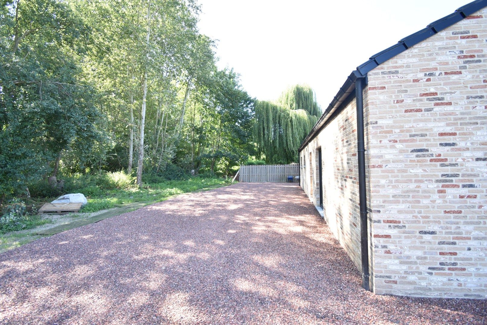 Knap gerenoveerde en energiezuinige bungalow met 3 slaapkamers te Nerem foto 24