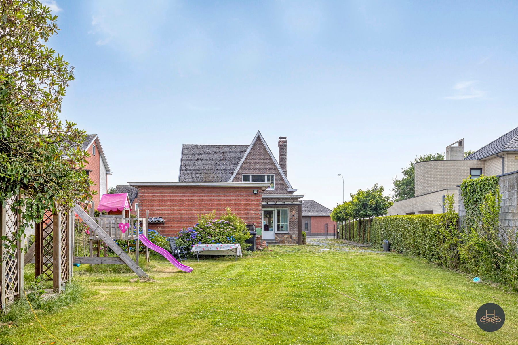 Prachtige gezinswoning op riant perceel foto 27