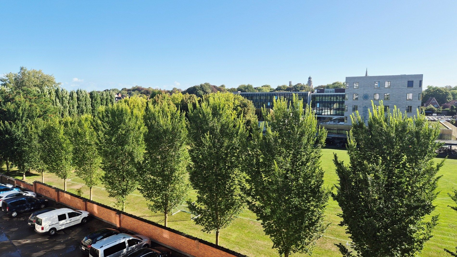 Sint Andries: Perfect afgewerkt appartement voor INVESTERING foto 14