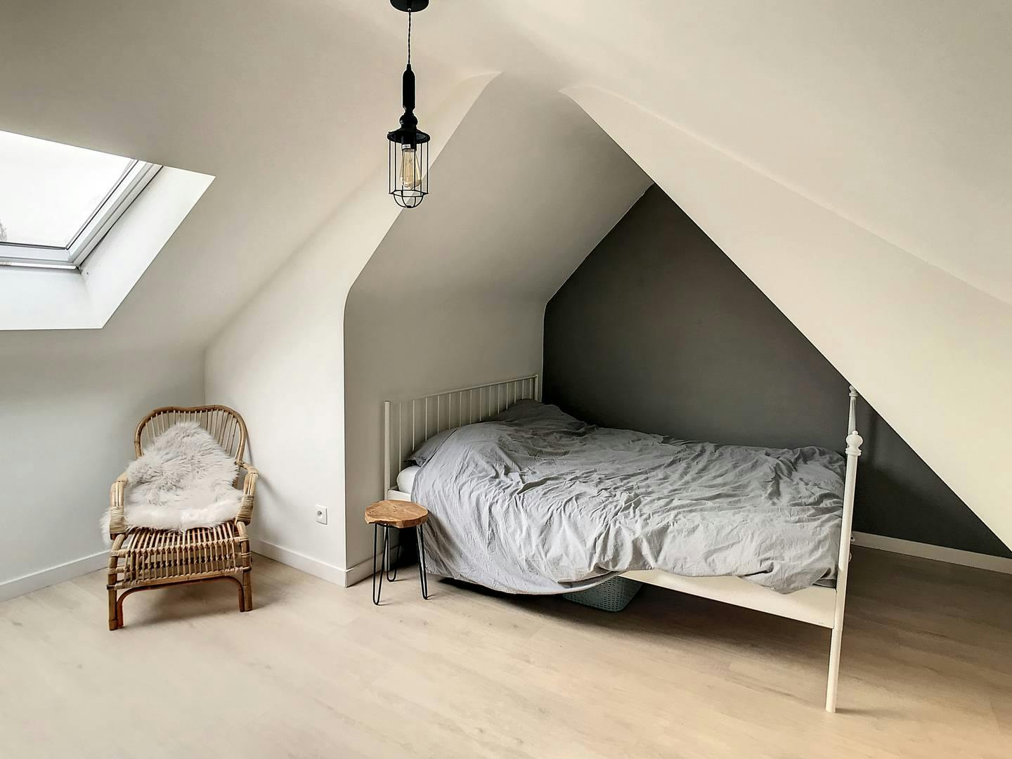 Modern dakappartement met 1 slaapkamer te huur in Kalmthout! foto 6