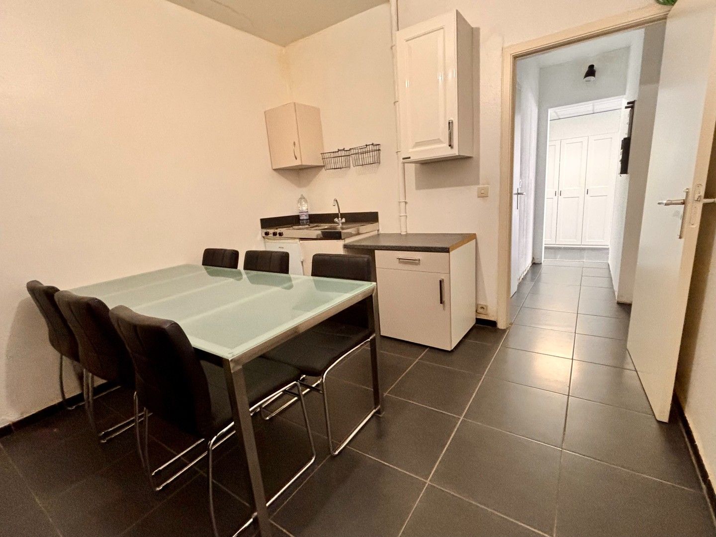 Kantoorruimte te huur in het hart van Zutendaal foto 12