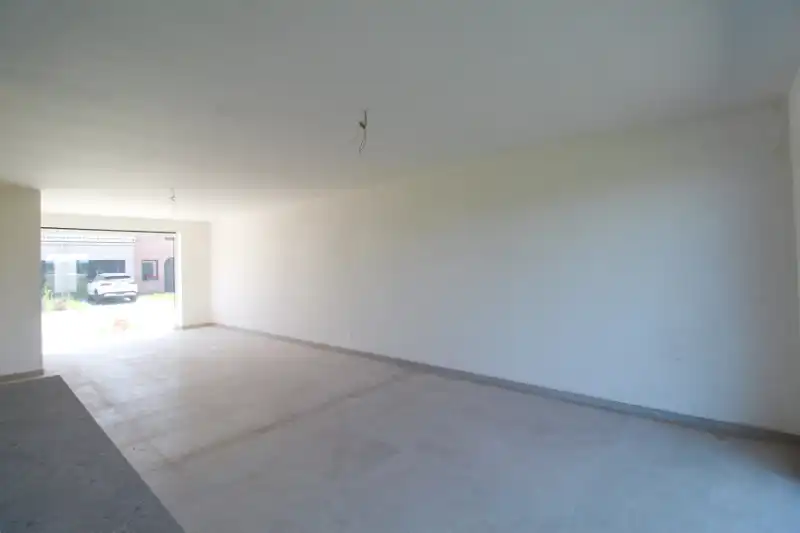 Prachtige nieuwbouwwoning te huur foto 4