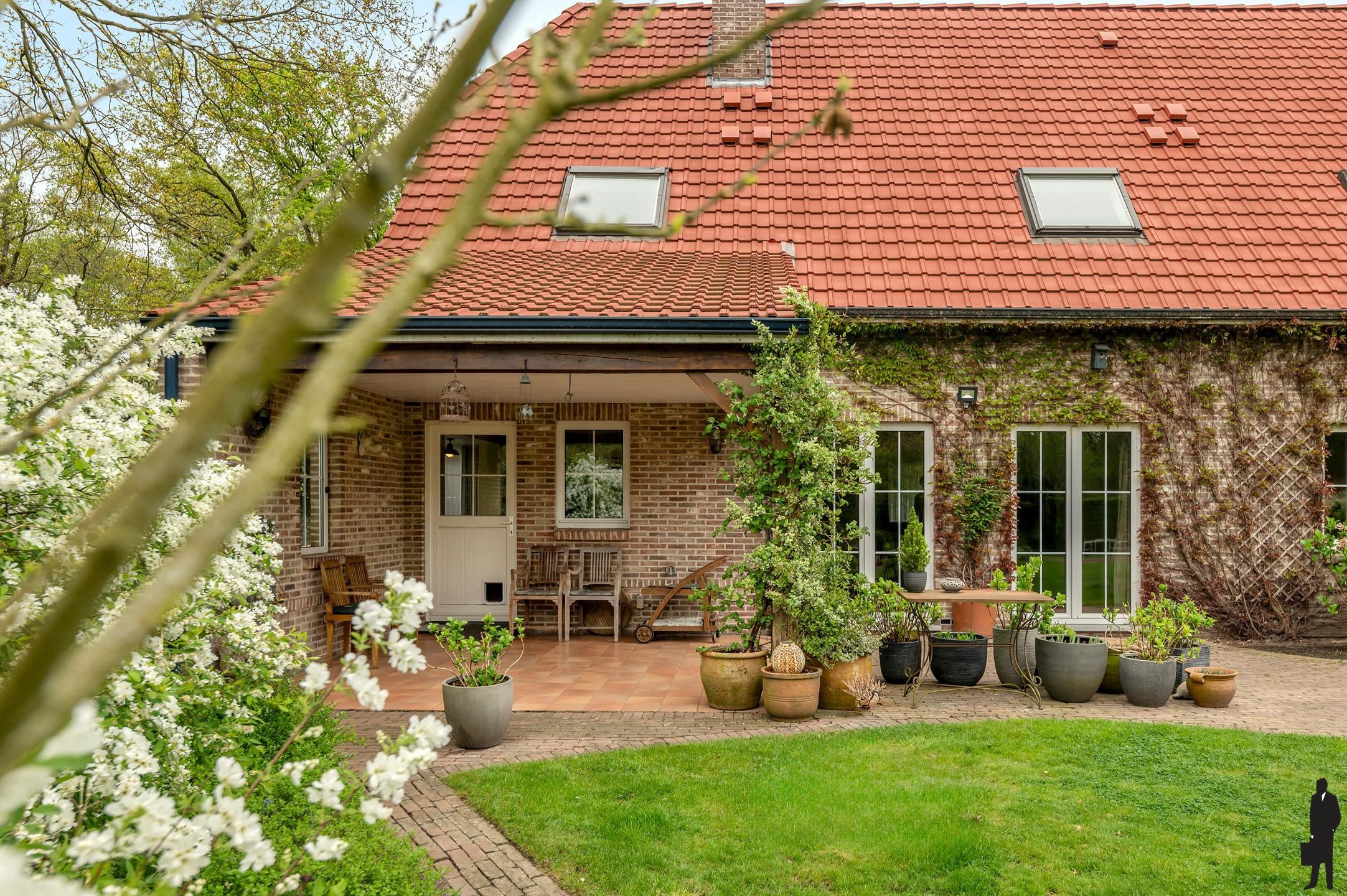 Uniek gelegen riante villa te midden groen in topwijk te Mol foto 34