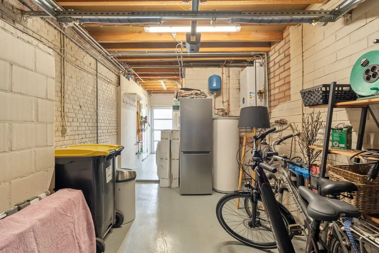 Gerenoveerde en lichtrijke halfopen bebouwing met 3 ruime slaapkamers, een garage, een oprit en een tuin grenzend aan agrarisch gebied te Herent! foto 19