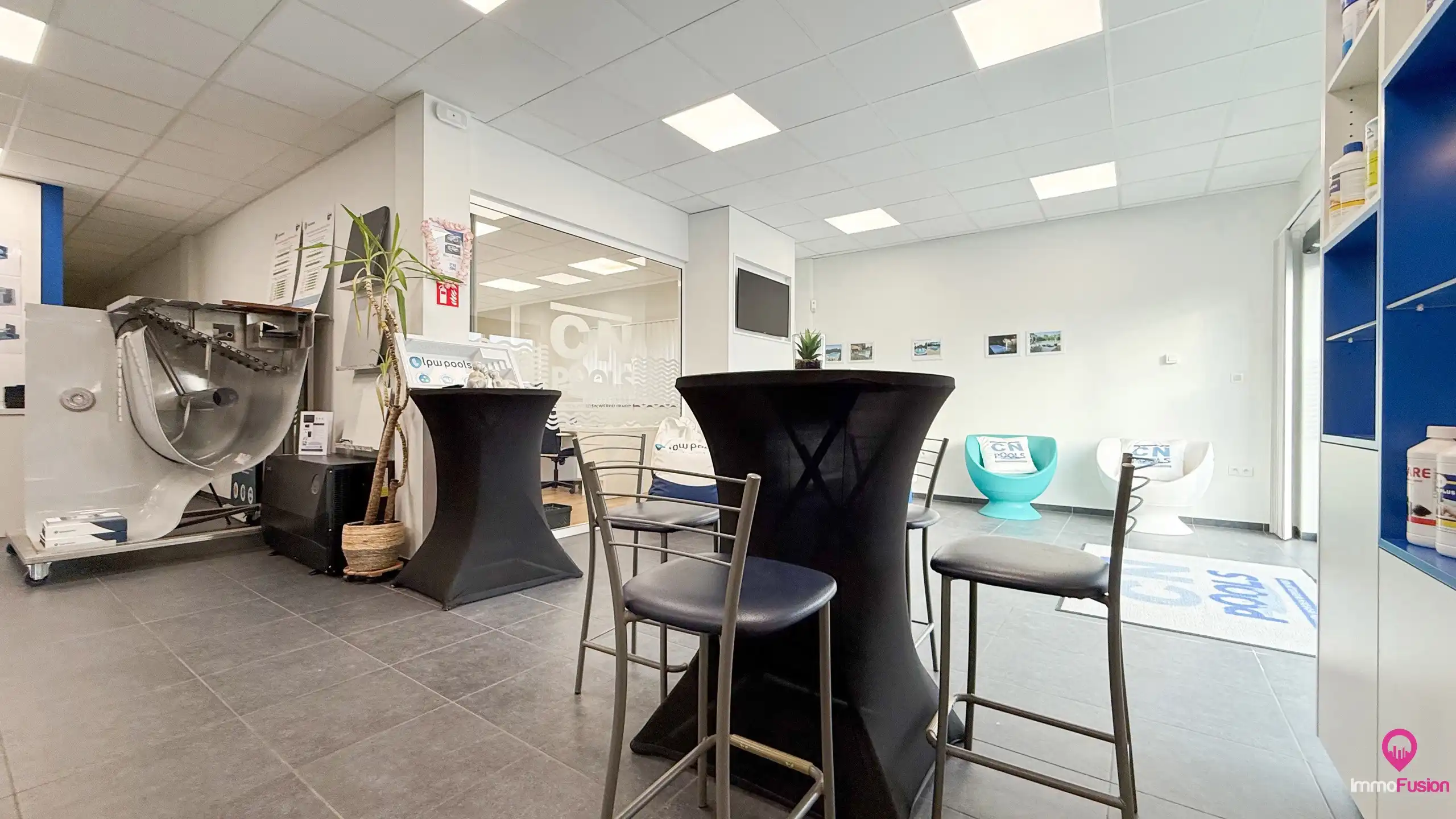 Veelzijdig industrieel pand met woonst en zonnepanelen! foto 6