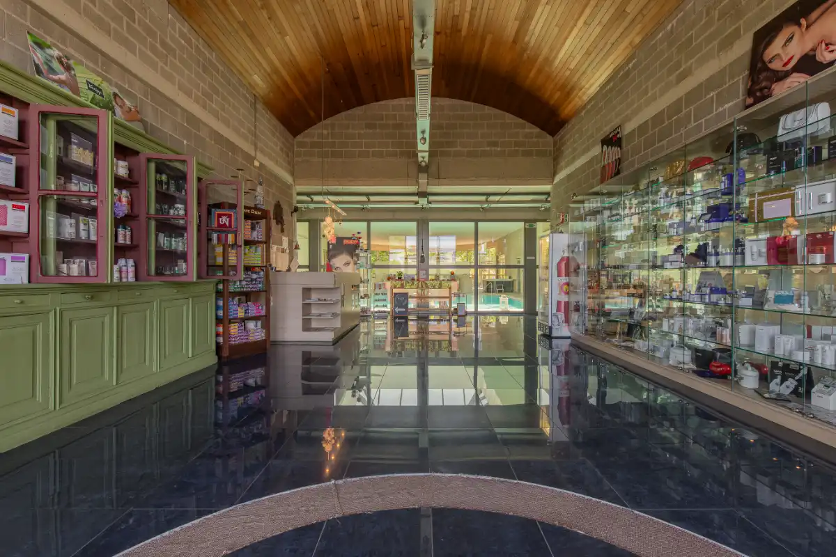 Commercieel te koop foto 4