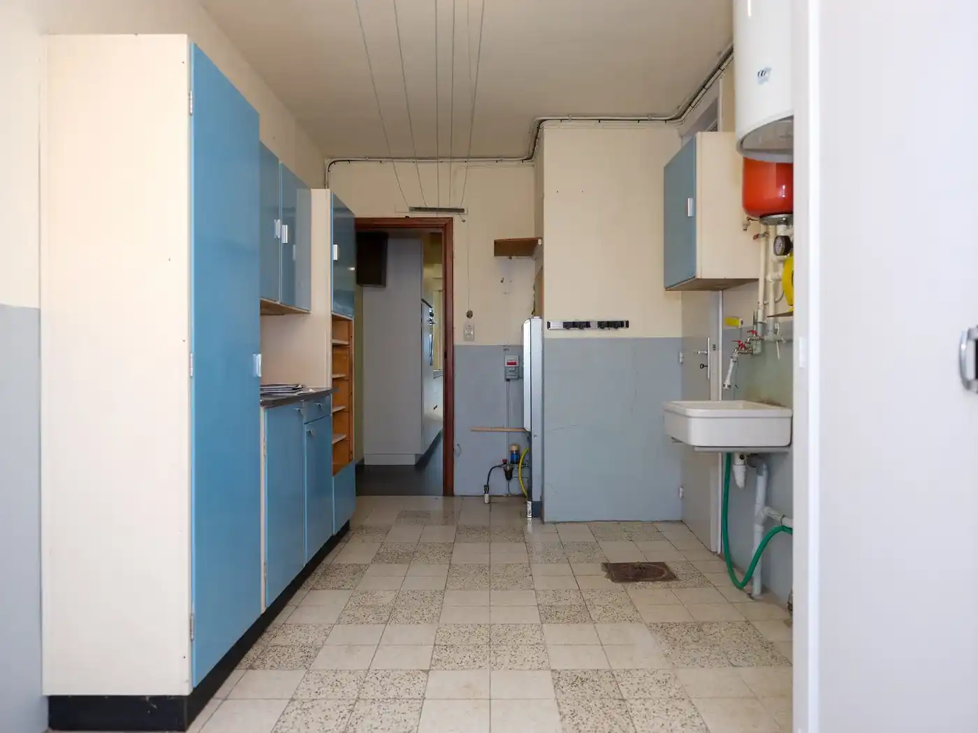 Ruim wonen in een rustige wijk in Deerlijk foto 11
