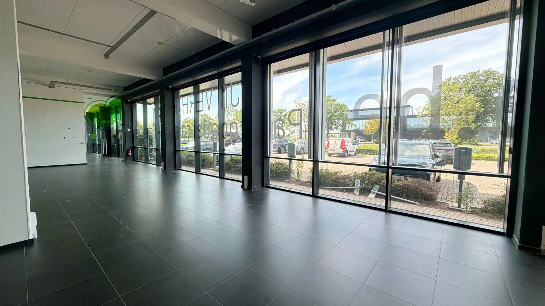 Recente kantoorruimte te huur op zichtlocatie langs N16 in Bornem foto 11