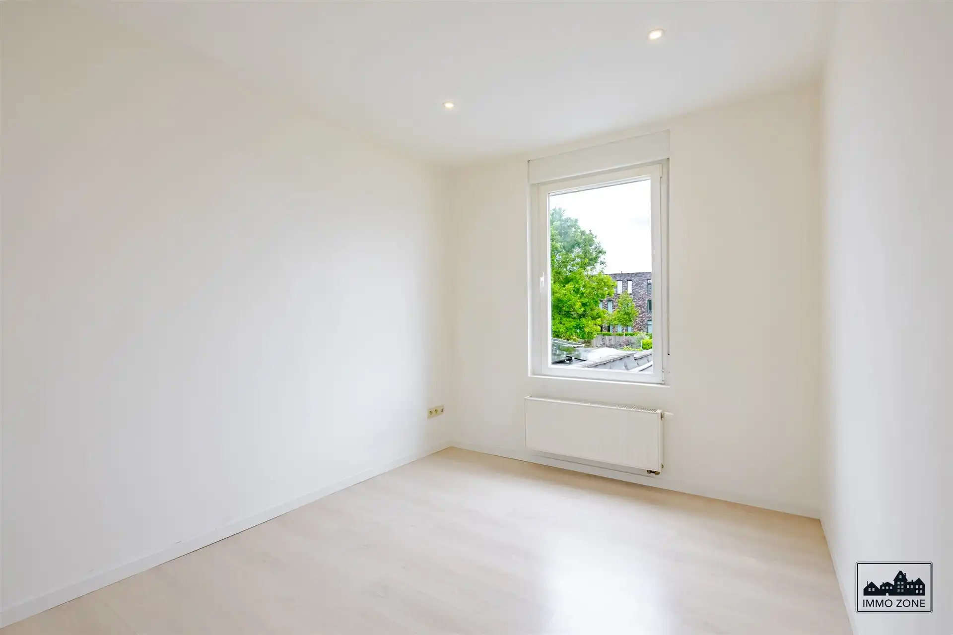 Gerenoveerde 4 slaapkamer woning foto 11